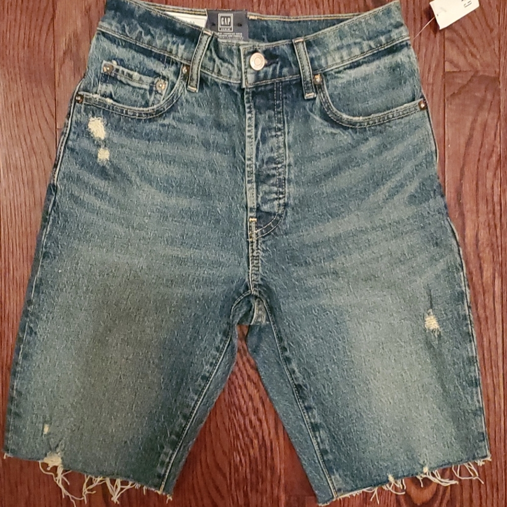 Gap high rise Bermuda jeans shorts, SIZE 00